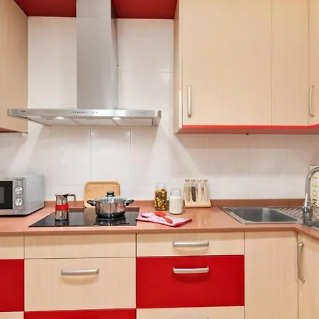 Апартаменты De Gracia 2 Bedroom Cozy *