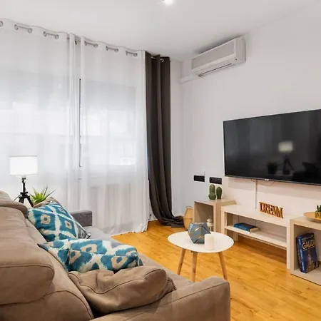 De Gracia 2 Bedroom Cozy Апартаменты