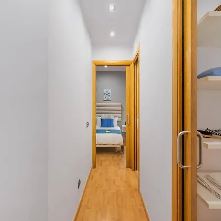 Апартаменты De Gracia 2 Bedroom Cozy Барселона