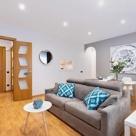 Апартаменты De Gracia 2 Bedroom Cozy