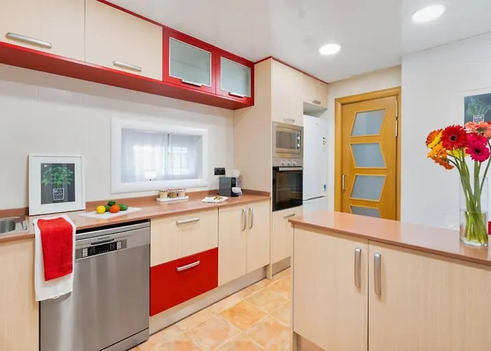 De Gracia 2 Bedroom Cozy *