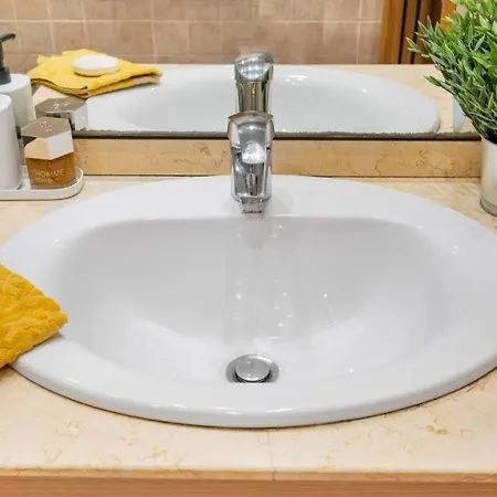 Apartman De Gracia 2 Bedroom Cozy